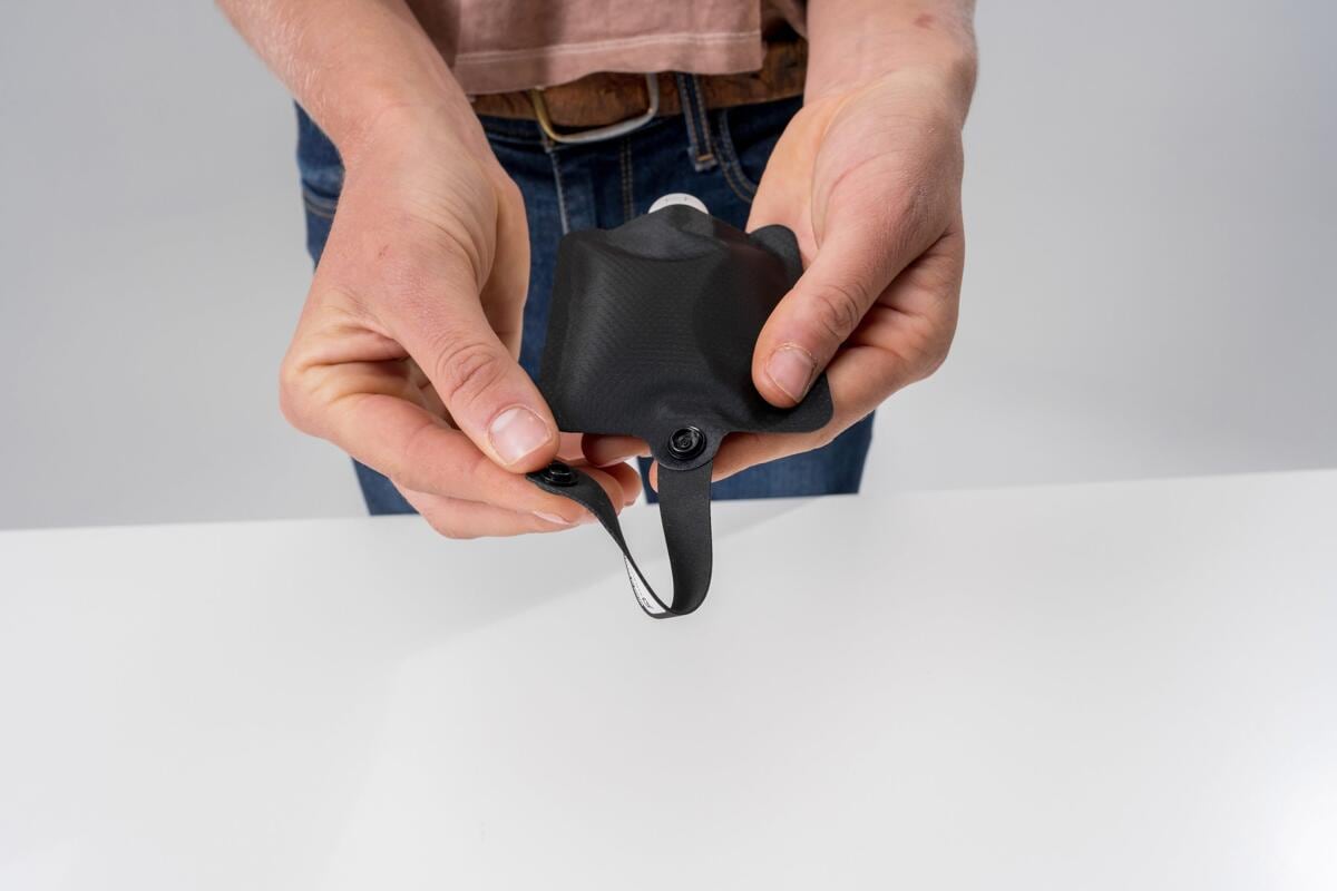 FlatPak Toiletry reiseflasker 90 ml, 3-pakning i bruk på camping
