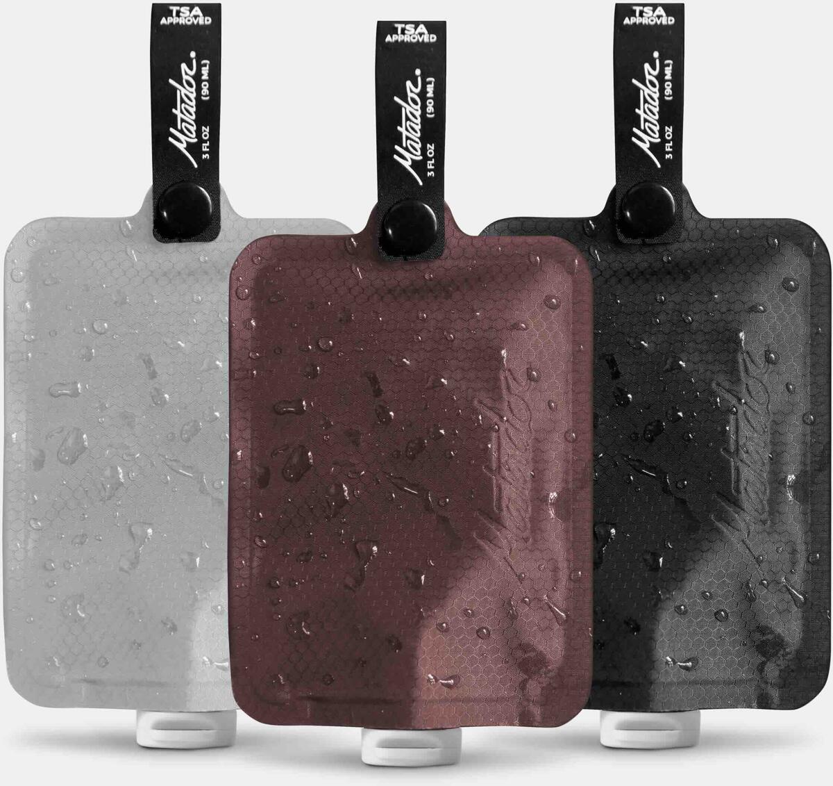 Detalj av FlatPak Toiletry reiseflasker 90 ml, 3-pakning