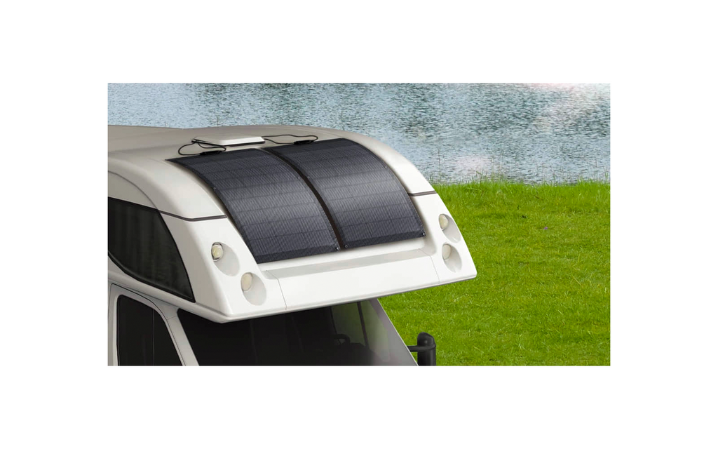 Fleksibelt solcellepanel 100W monokrystallinsk 2,3 kg EcoFlow montert på bobil