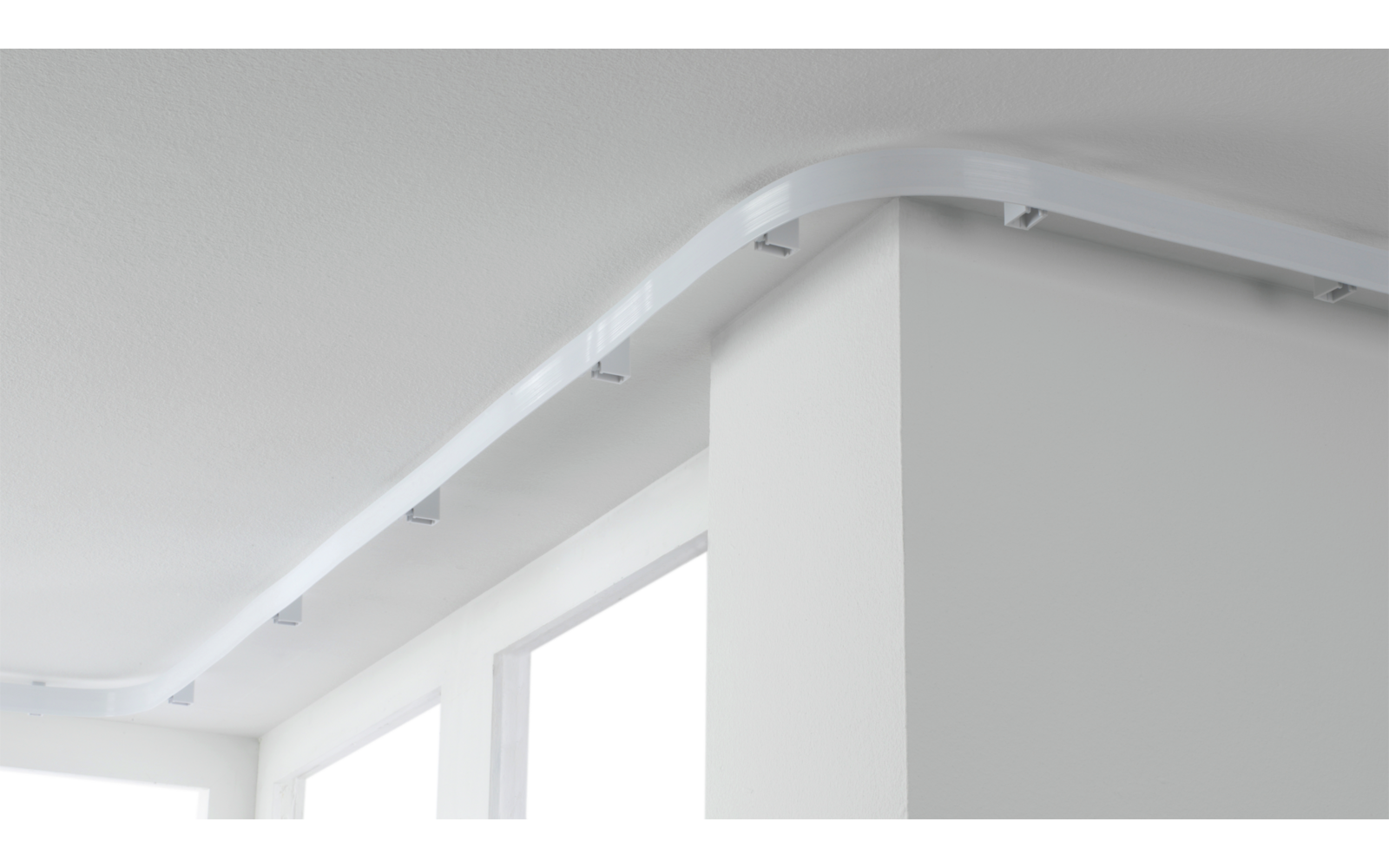 Montert Flexline gardinskinner fleksibel med glidere