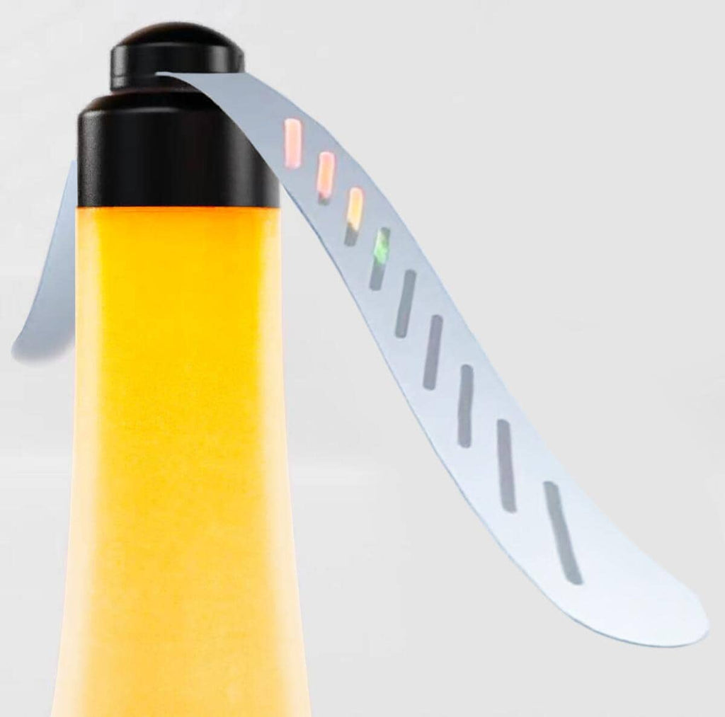 Flueavviser Fly Away Twister LED med bordlampe montert på bord