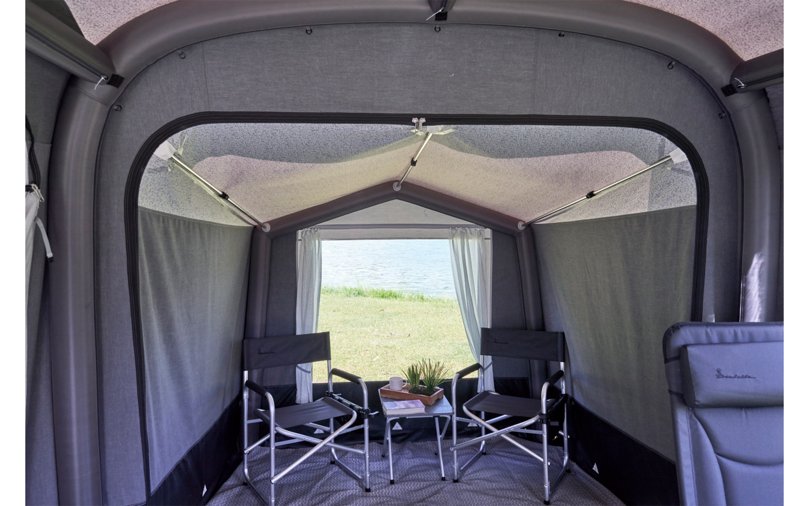 Fortelt-tilbygg Ventura Air Annex detalj av luftstenger