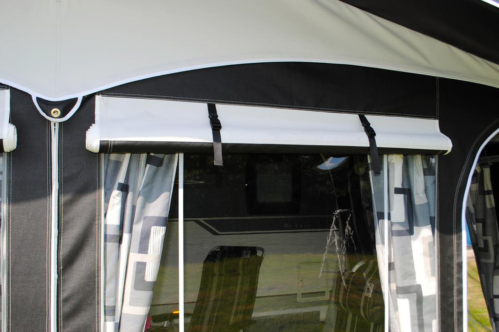 Montert Fortelt Walker Concept 280 helårs stålstenger TenCate på campingvogn