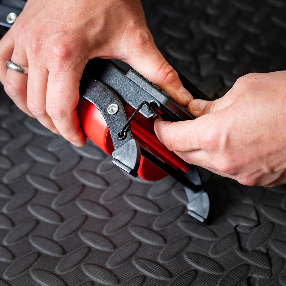 Fotpumpe 2-sylinder med manometer 10 bar, 65 cm slange - Heyner manometer