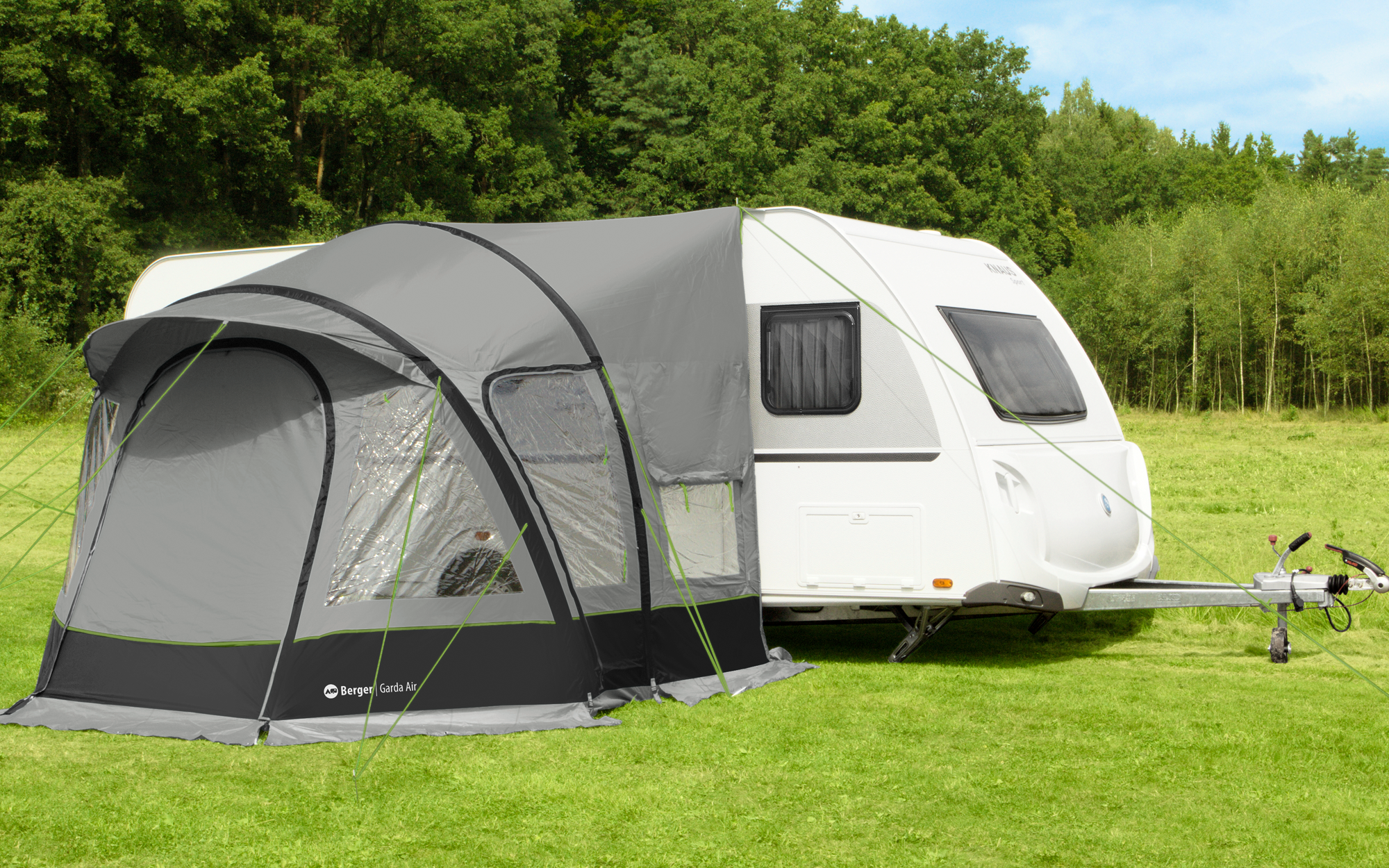 Garda Air oppblåsbart fortelt for campingvogn sett forfra