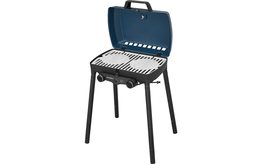 Gassgrill Explorer II bordmodell montert på campingbord