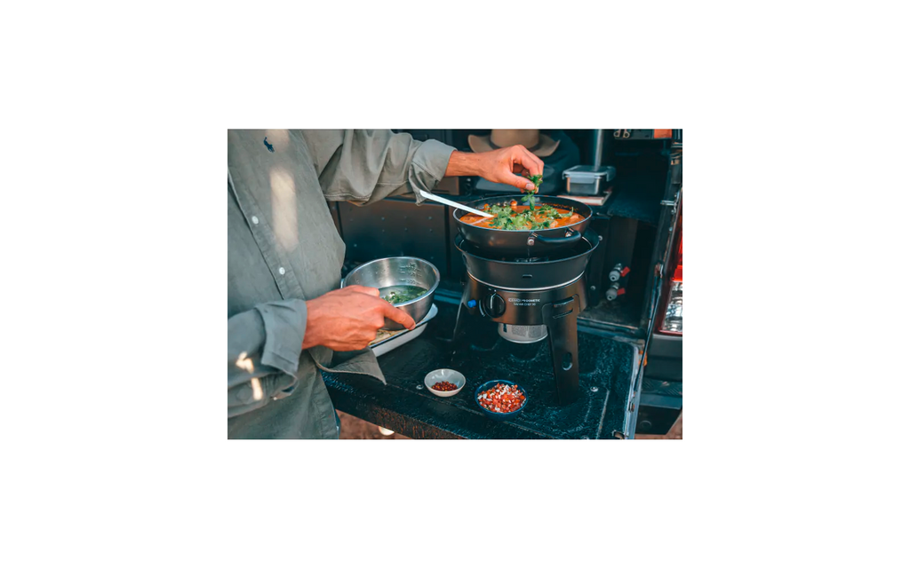 Nærbilde av piezo-tenning på Gassgrill Safari Chef 30 LP Lite 3-i-1