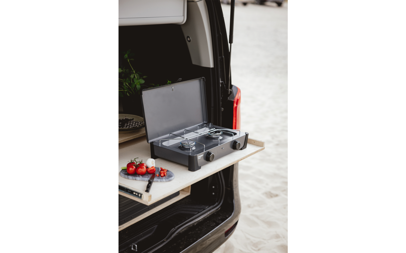 Bakside av Gasskoker Bondy Caravan 2 brennere 2x2,3 kW 3 kg