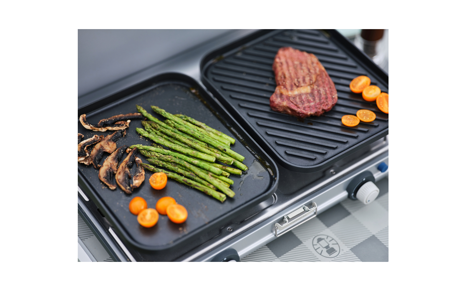 Gasskoker Camping Kitchen 2 Grill & Go bakside og gasskobling