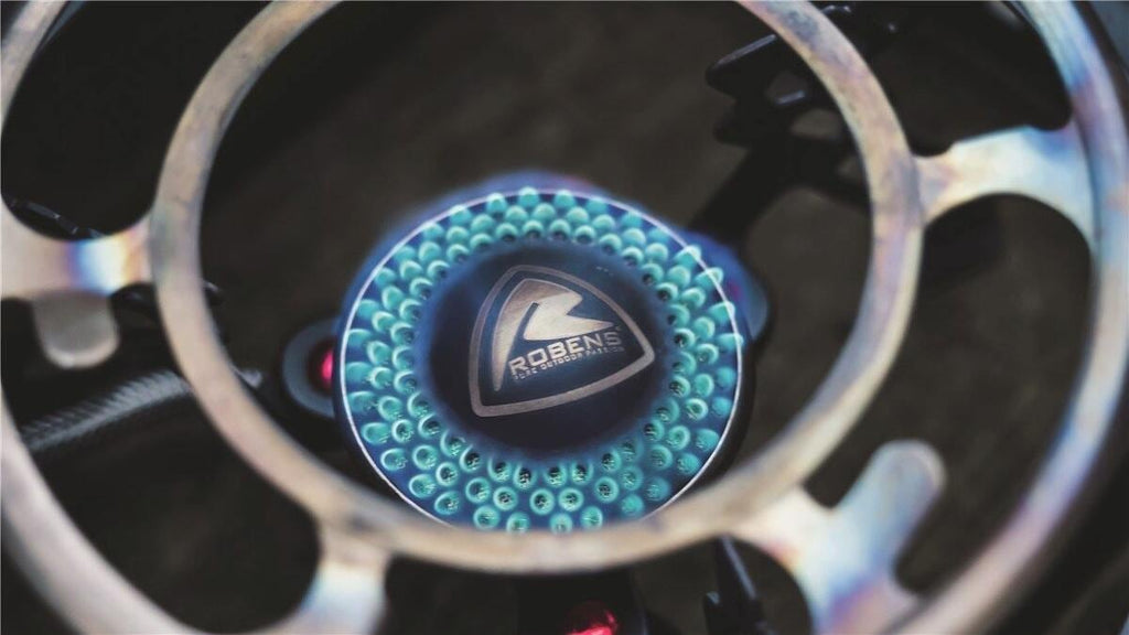 Gasskoker Fire Beetle 12,8x7 cm rustfritt stål montert på utendørs