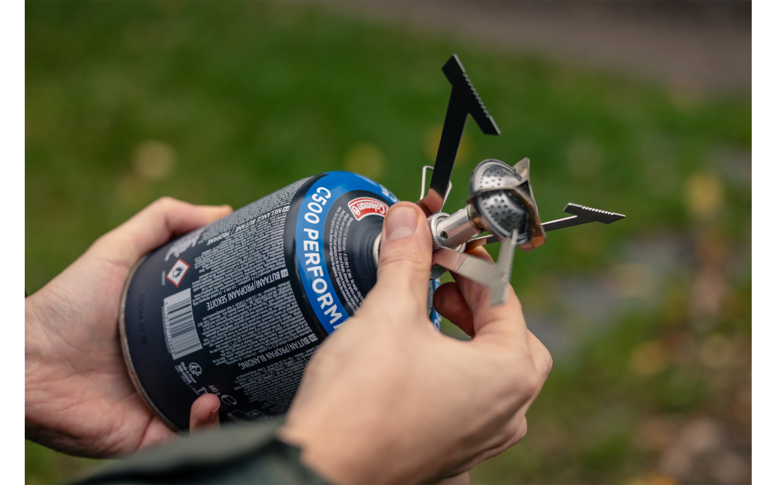 Montert Gasskoker FyreLite Start 3200 W ultralett i bruk
