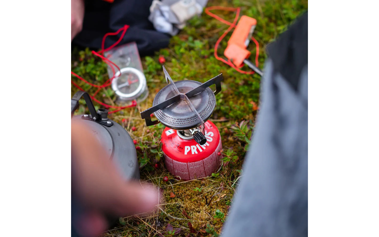 Detalj av gryter i Gasskoker sett 5-deler Mimer Kit 2800 W med veske