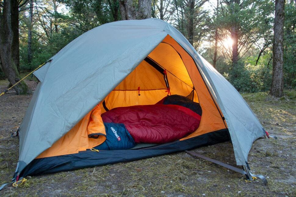Geodettelt Venture 2 2-persons 125x225 cm Oak sammenpakket