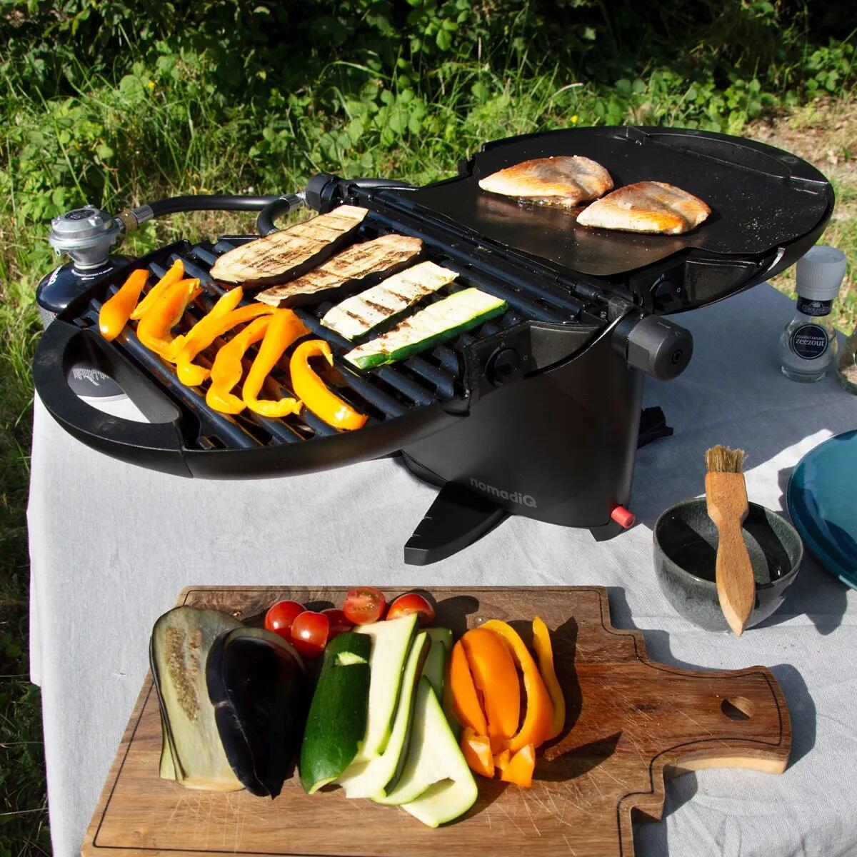 Grillmatter med non-stick belegg i glassfiber, 3-pk - NomadiQ montert på grill