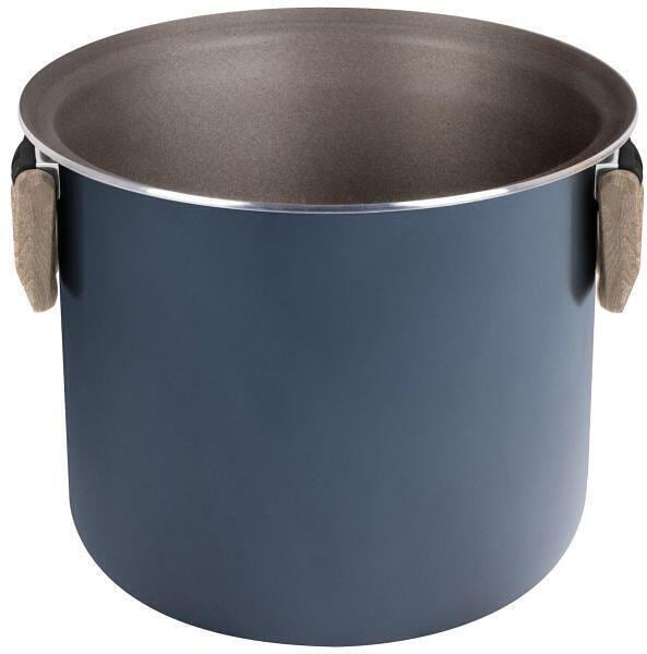 Nærbilde av foldbare håndtak på Grytesett Torralta stablebar aluminium for bobil