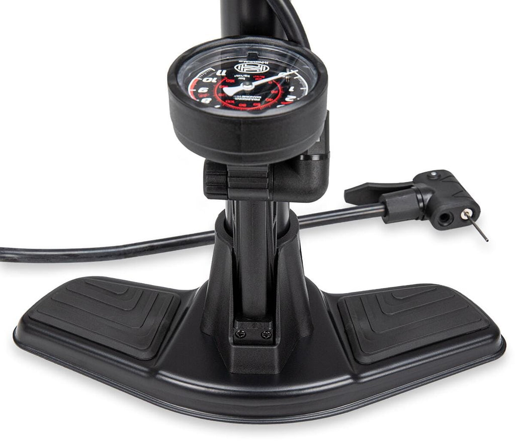 Slange og ventiladapter på Håndpumpe med manometer 11 bar stålsylinder 65 cm slange - Heyner