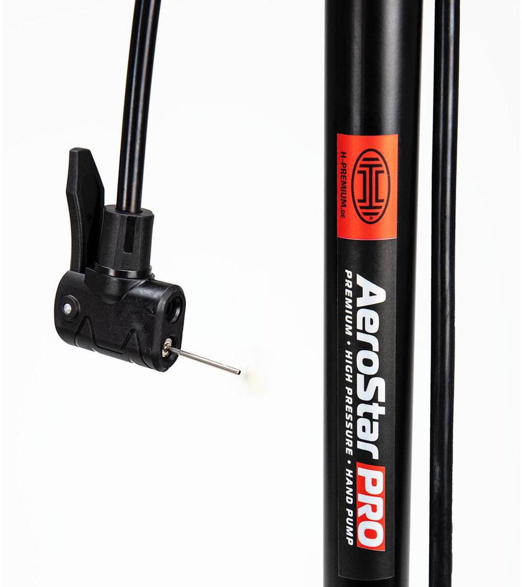 Håndpumpe med manometer 11 bar stålsylinder 65 cm slange - Heyner brukt til ball