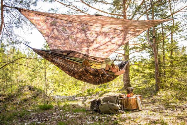 Detalj av myggnettet på Hengekøye med myggnett kamuflasje 275x140 cm 500 g Amazonas