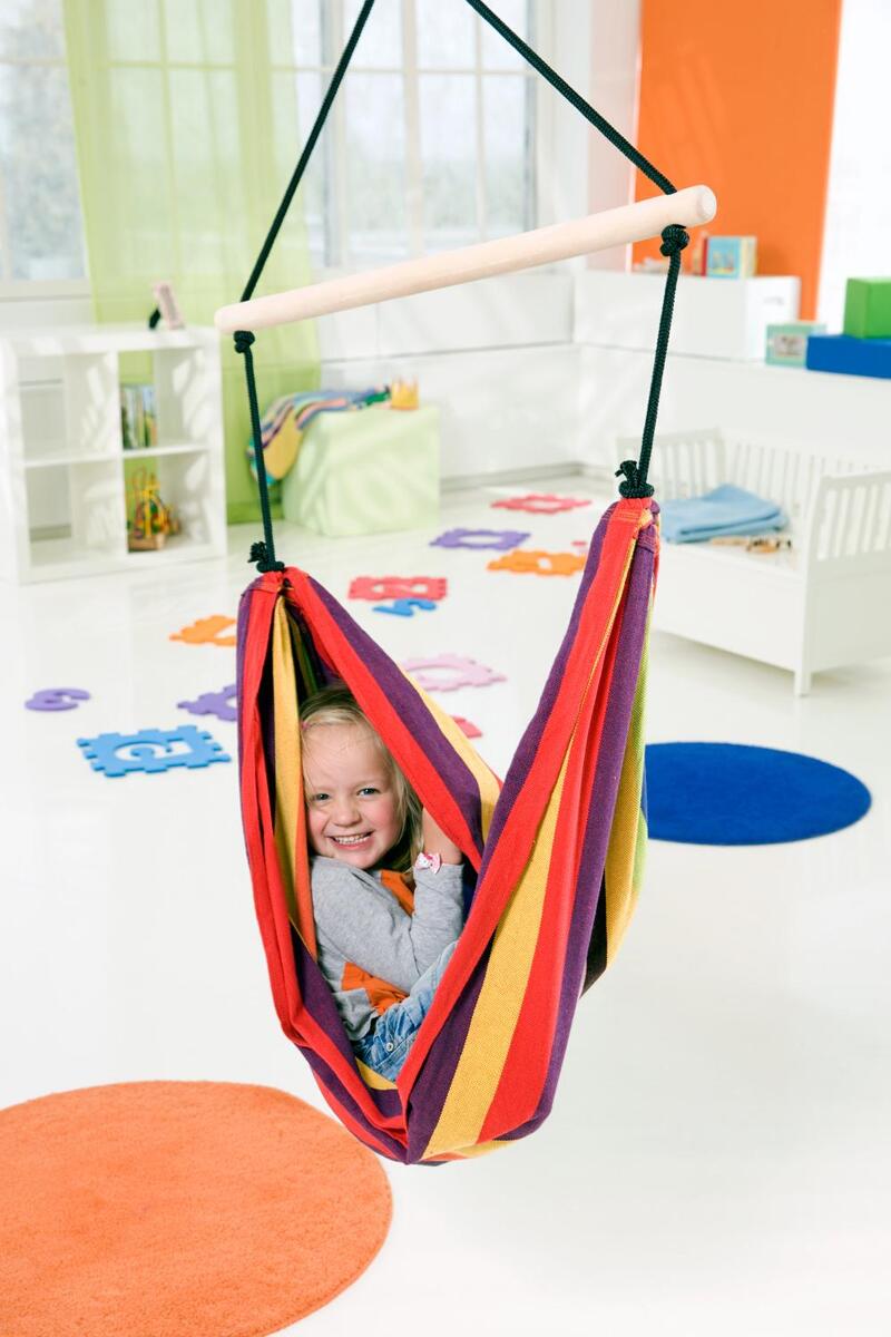 Hengestol Kids Relax rainbow for barn 3-10 år montert