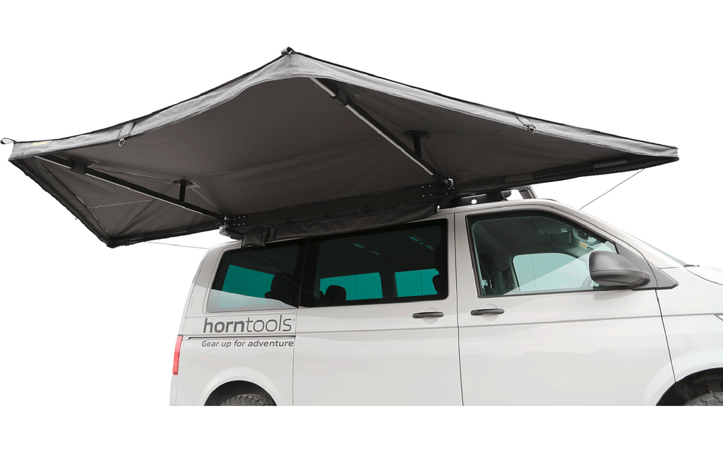 Montert Horizon 180-graders frittstående sidemarkise 2 m med LED på campingvogn