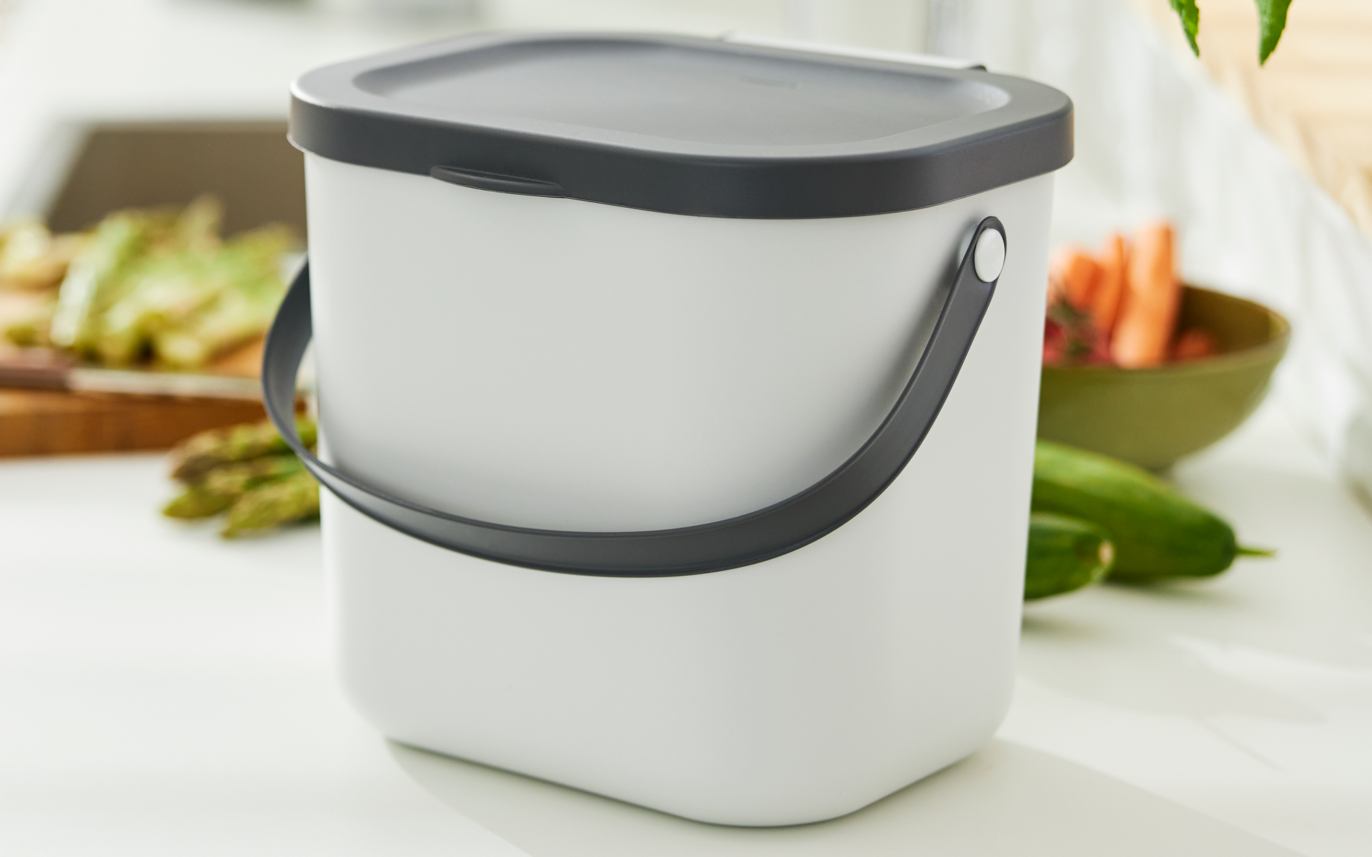 Kildesorteringssystem Albula 6 liter hvit resirkulert plast fra Rotho