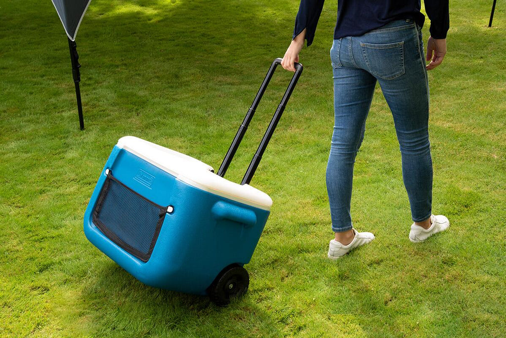 Kjøleboks 50QT Polylite med hjul 46L blå med åpent lokk