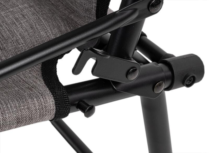Montert Klappstol med bambus-armlener 56x48x90 cm grå melert på campingplass