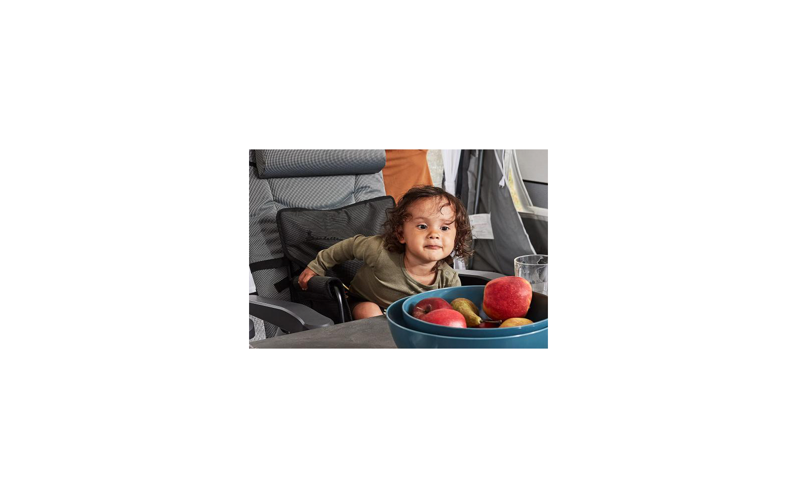 Klappstol for barn opptil 50 kg svart 47x28x26 cm - Isabella bakside