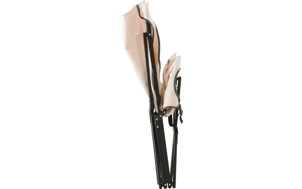 Klappstol Rune butterfly beige montert på campingplass