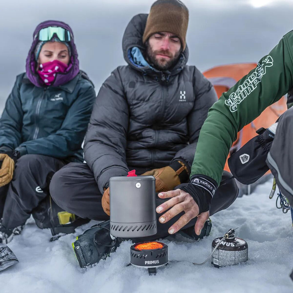 Oversikt over Kokekar-sett Ulti 1.7L med vindtett brenner og tilbehør