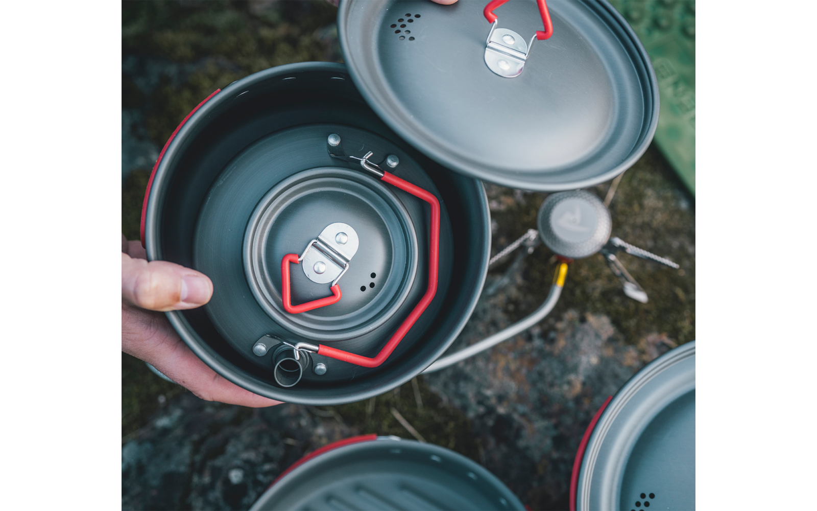 Nærbilde av keramisk belegg på Kokekartsett Basecamp Pro Ceramic XL 3 deler aluminium - Robens