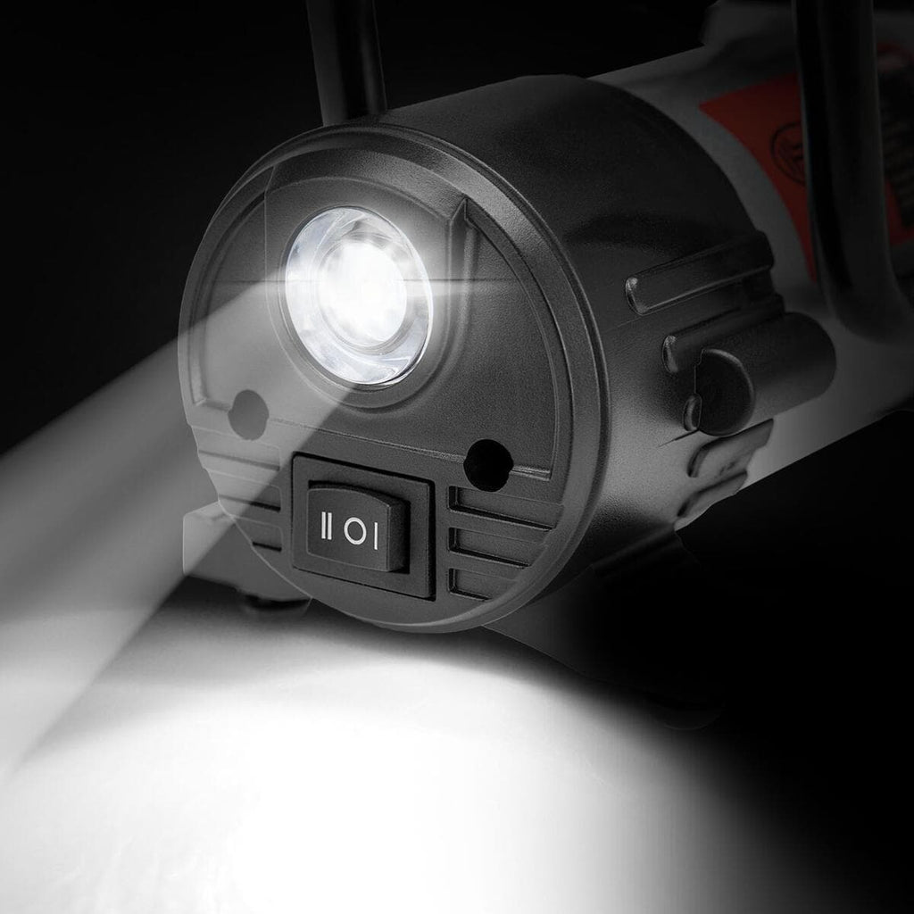Nærbilde av SMD-lampe på Kompressor 12V 30 lmin 9 bar med manometer og SMD-lampe