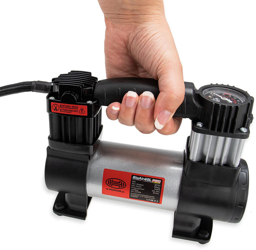 Nærbilde av hurtigkobling på Kompressor Big Air 40L 12V 10 bar 40 l min med SMD lampe