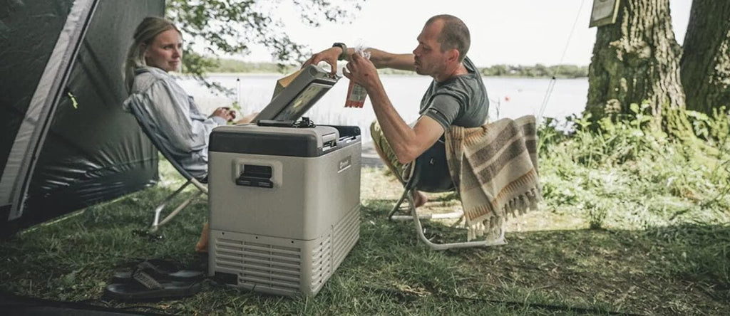 Kompressor-kjøleboks Arctic Chill 41 Dual Zone åpen med innhold