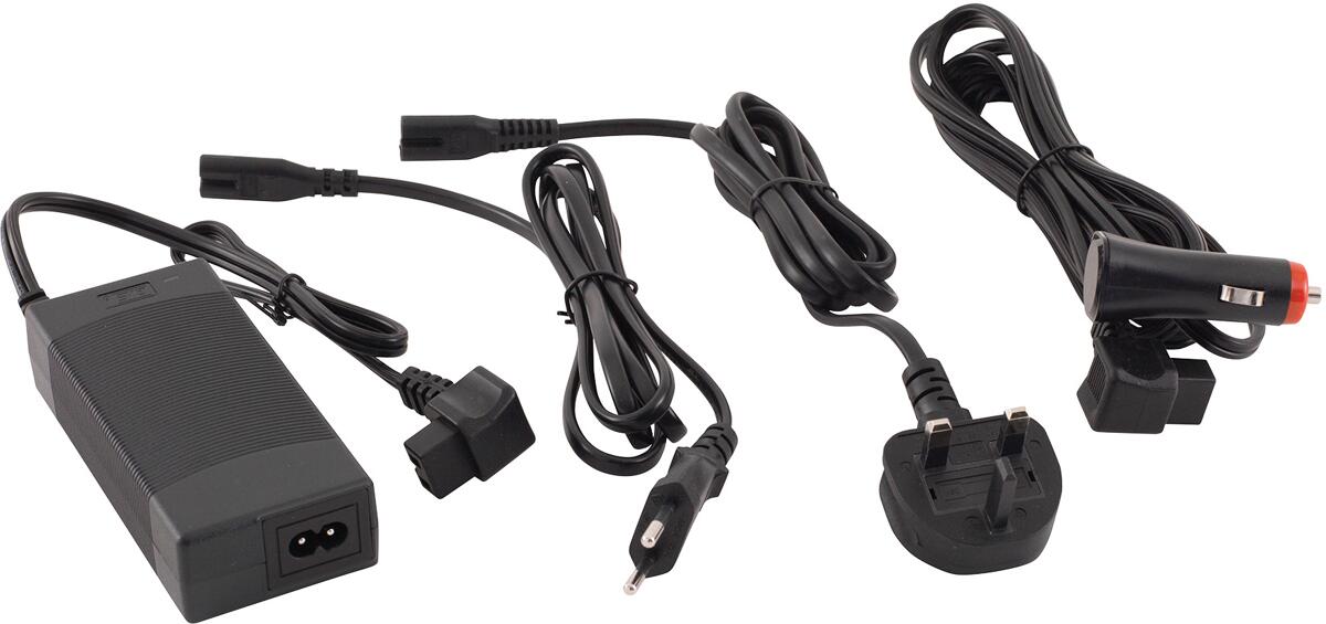 Kompressor-kjøleboks Arctic Chill 50 12/230V 50L - Outwell i bruk utendørs