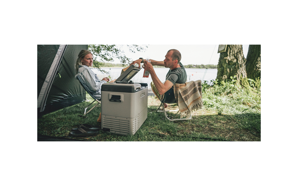 Nærbilde av kompressorkjøleboks Arctic Chill 41 Dual Zone USB-port