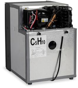 Kompressorkjøleskap CVB50 46L med frysefach Carbest i bruk