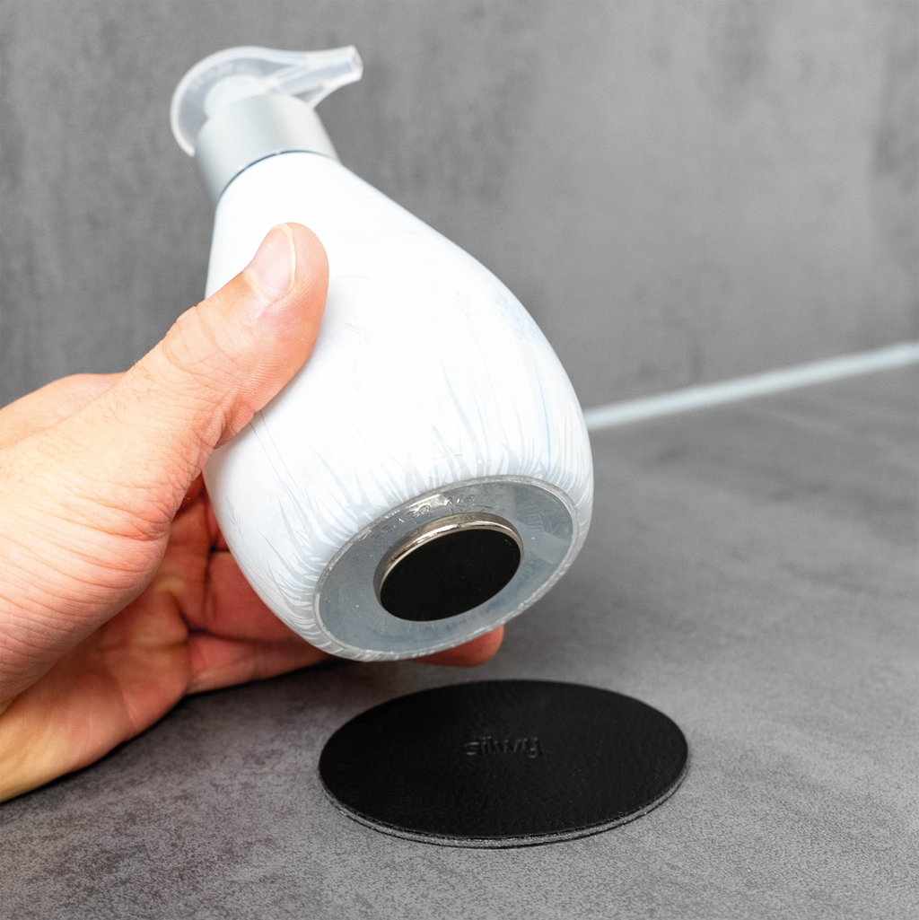 Kraftmagneter inkl. 4 klebepunkter for bobil og båt - Silwy forfra