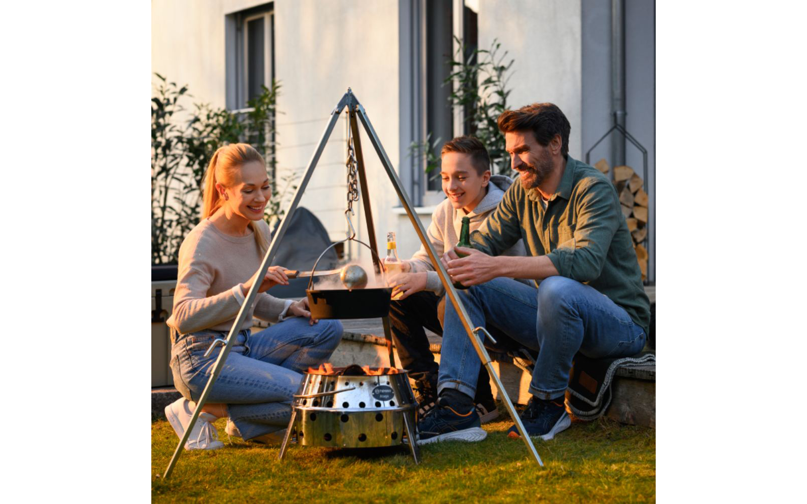 Kullgrill Atago sammenleggbar 40x40 cm rustfritt stål - Petromax