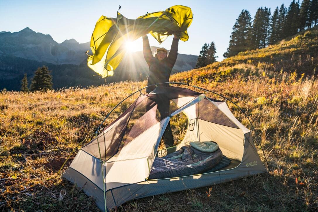 Kuppeltelt Hornet OSMO ultralett aluminium OSMO Ripstop under regn