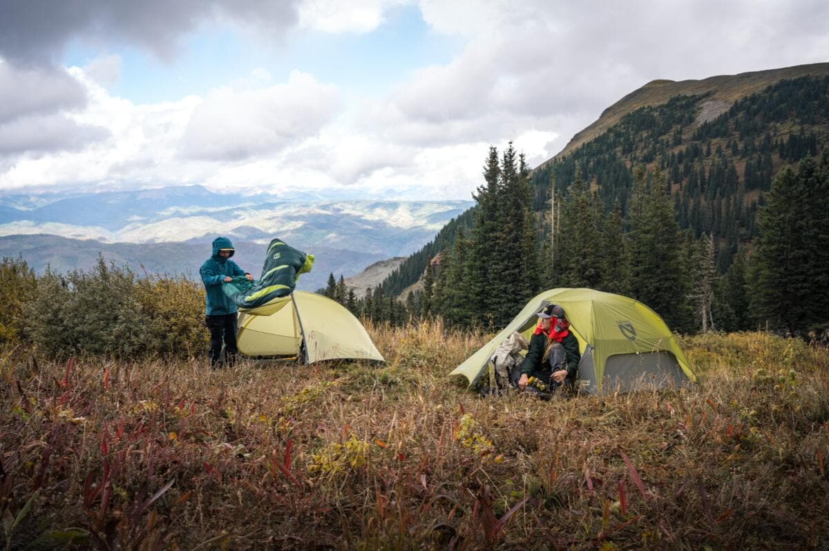 Bruk av Kuppeltelt Hornet OSMO ultralett aluminium OSMO Ripstop på fjelltur