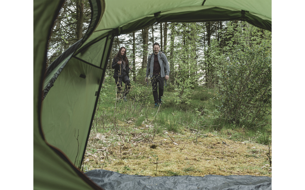 Kuppeltelt Lomsdal 4 for 4 personer 2 innganger 5,8 kg - Easy Camp nærbilde av takventilasjon