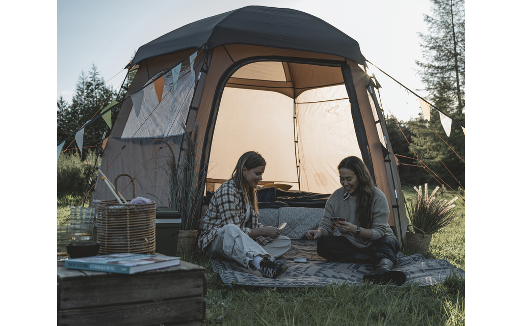 Kuppeltelt Sandland Yurt 6 personer - Easy Camp, organiseringslommer på innsiden