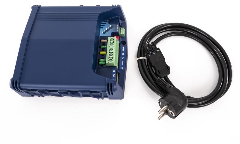 Detaljbilde av Ladebooster Integral 25A 3-i-1 med lader og MPPT-regulator