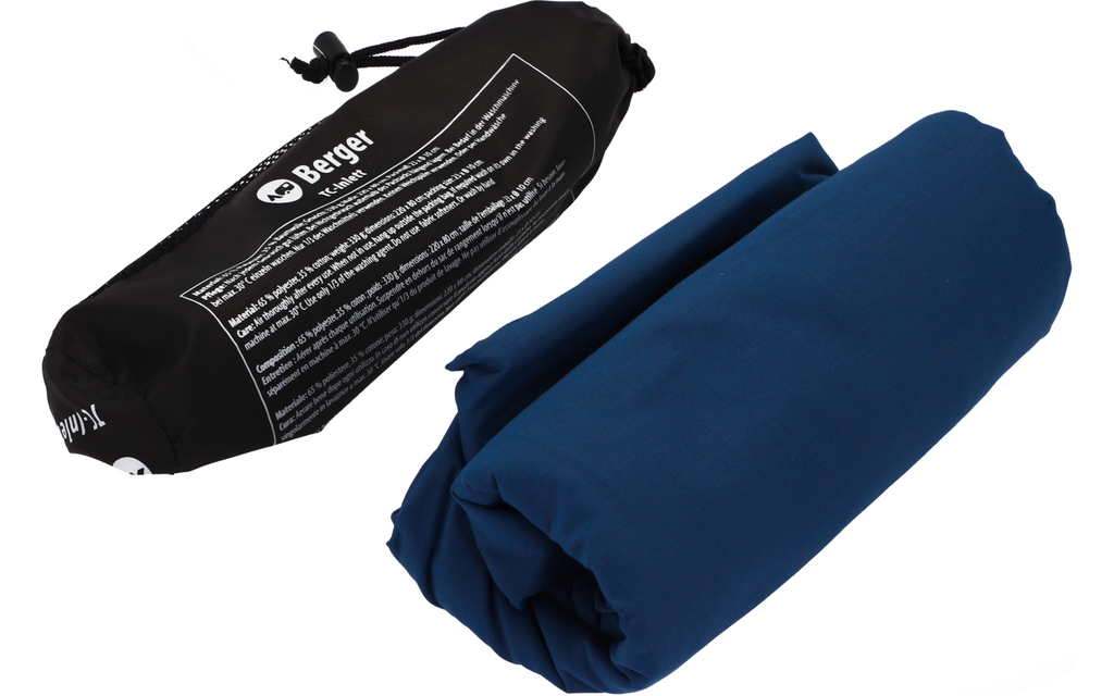 Nærbilde av stoffet på Lakenpose TC 220x80 cm polyester/bomull med putelomme 430 g blå