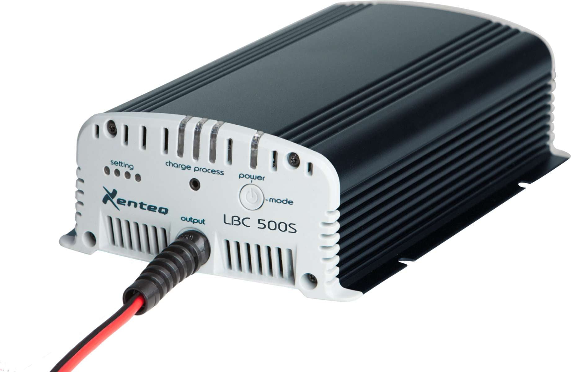 LBC 512 batterilader 12V 10A for LiFePO4 foran