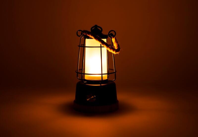 LED campinglykt Lighthouse med flammemodus bakside