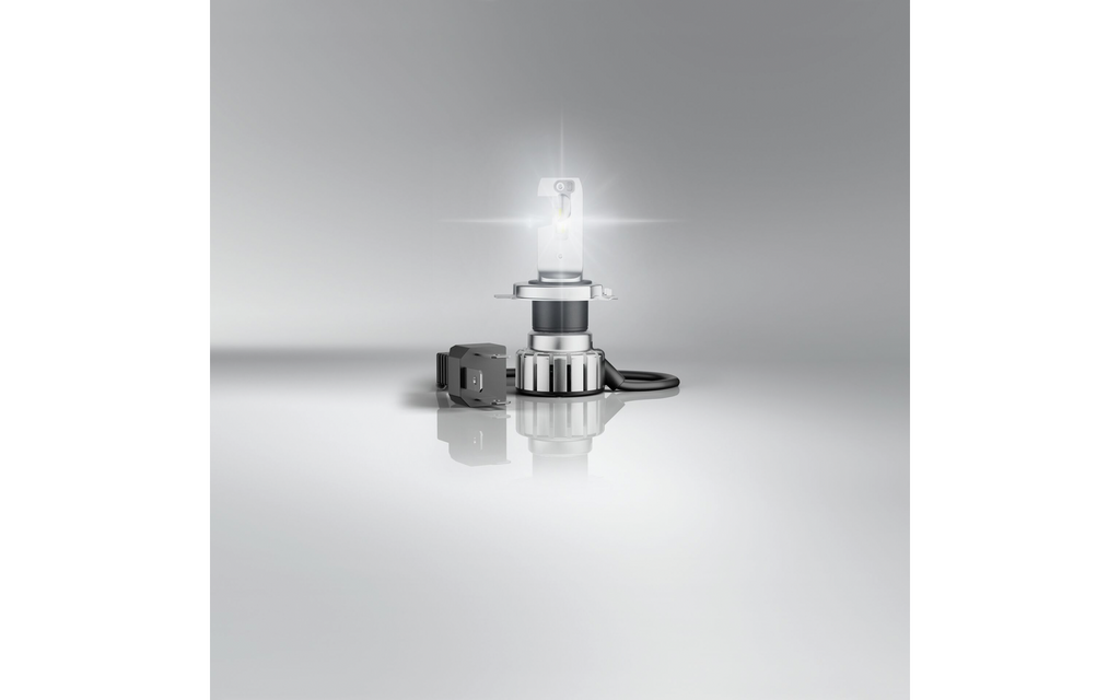 Nærbilde av LED-retrofittlampe Night Breaker Smart H4 6000 K detalj