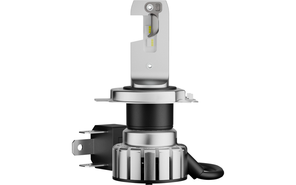 Montert LED-retrofittlampe Night Breaker Smart H4 6000 K i bil