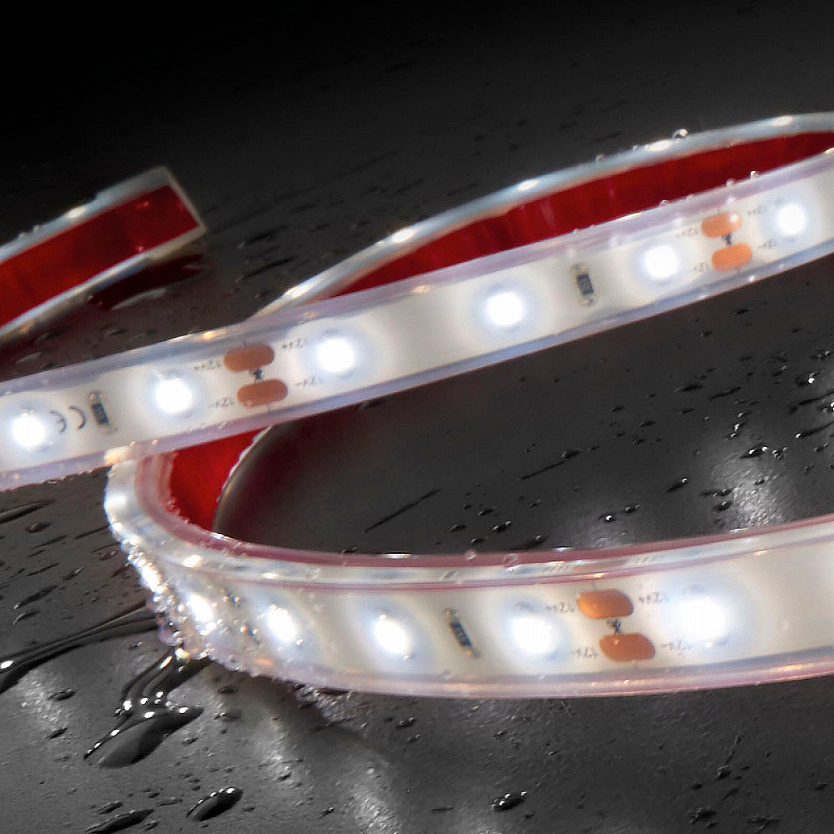 LED-stripe selvklebende 12V 2 m 826 lm IP65 SH 5.612 - IVT forfra
